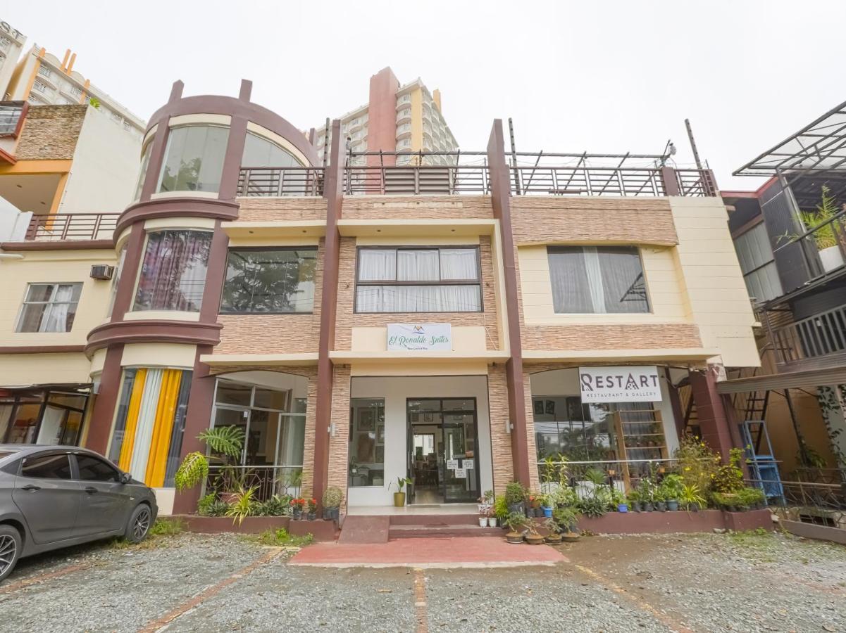 Oyo 759 Royal South Garden Suites تاجيتاي المظهر الخارجي الصورة